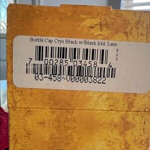 Black Bottle Cap with Iridescent Lens